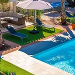 Suartello Vecchio Avec Piscine Privee فيلة
