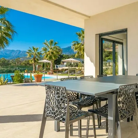 Suartello Vecchio Avec Piscine Privee Villa *