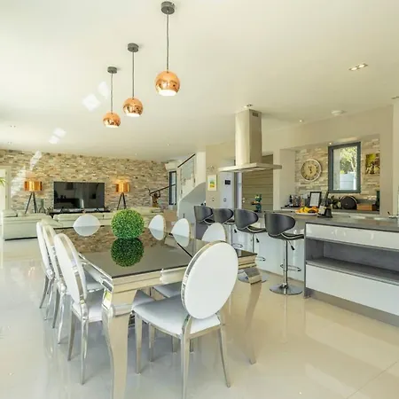 Suartello Vecchio Avec Piscine Privee Villa