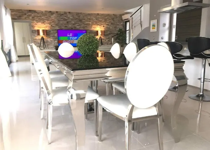 Suartello Vecchio Avec Piscine Privee ポルトヴェッキオ